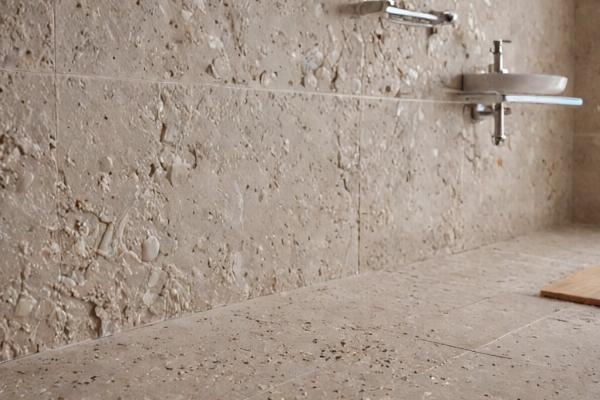 Bathroom tile cleaning project